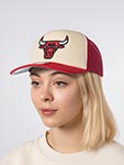 Бейсболка MITCHELL NESS арт. HT12897-CBUCREA Chicago Bulls NBA (кремовый / красный)